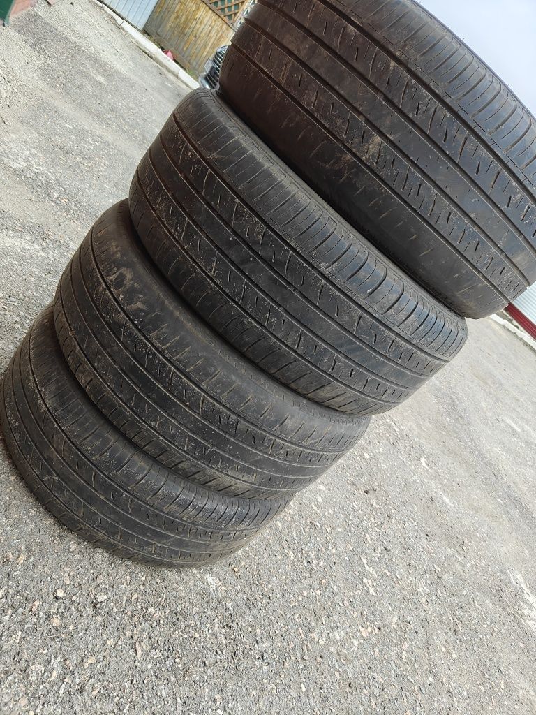 Резина Dunlop grandtrack