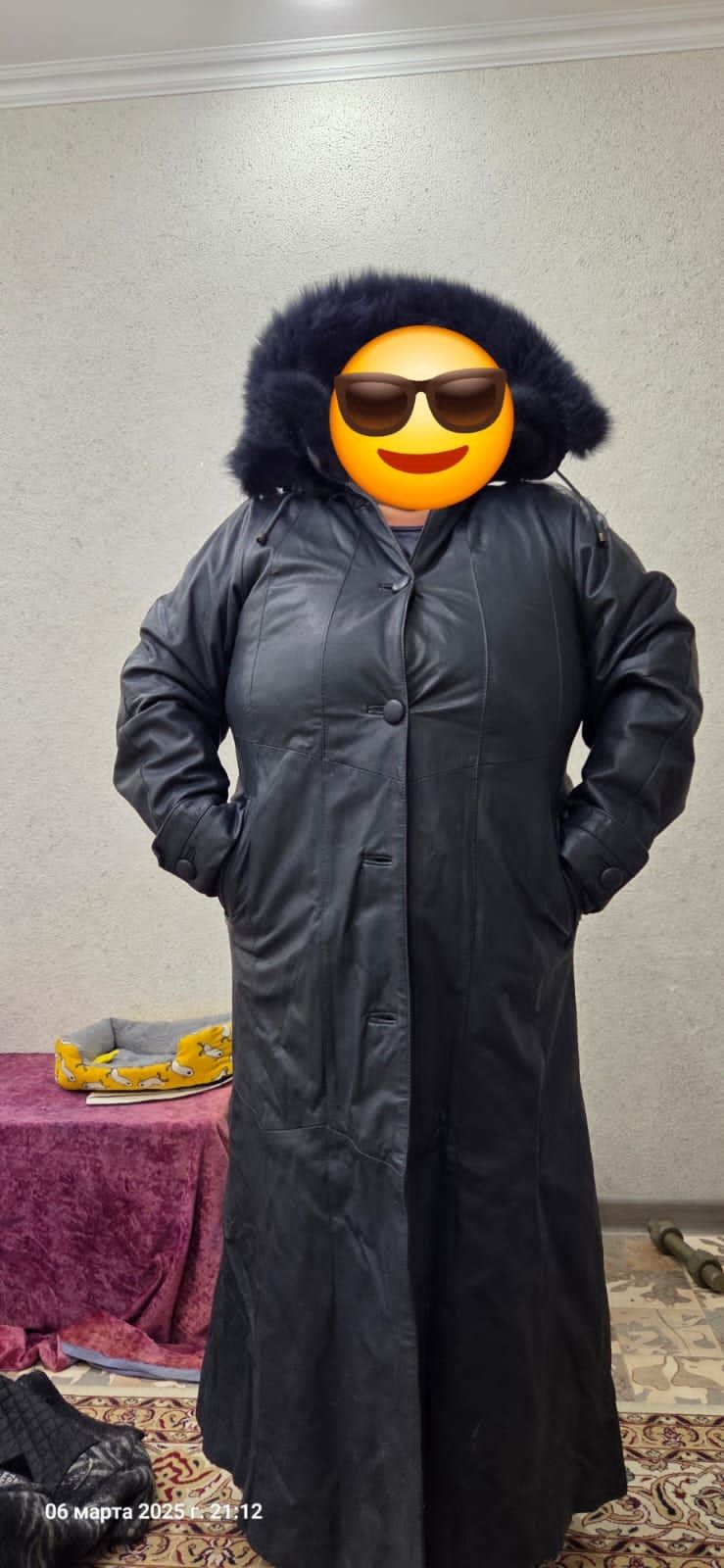 Пальто 5000тг и кожанный плащь 5000тг