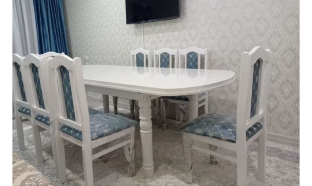 Срочно продам  стол ,белый, обеденный, гостевой
