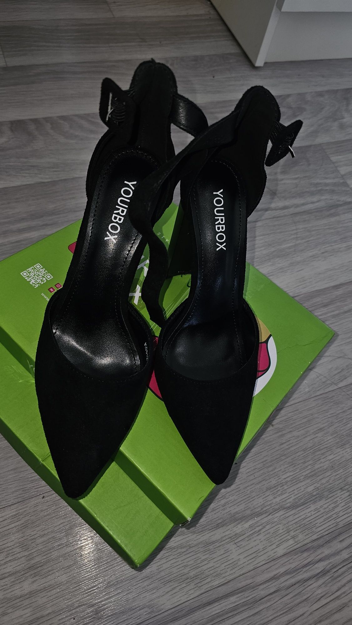 Продам туфли женские