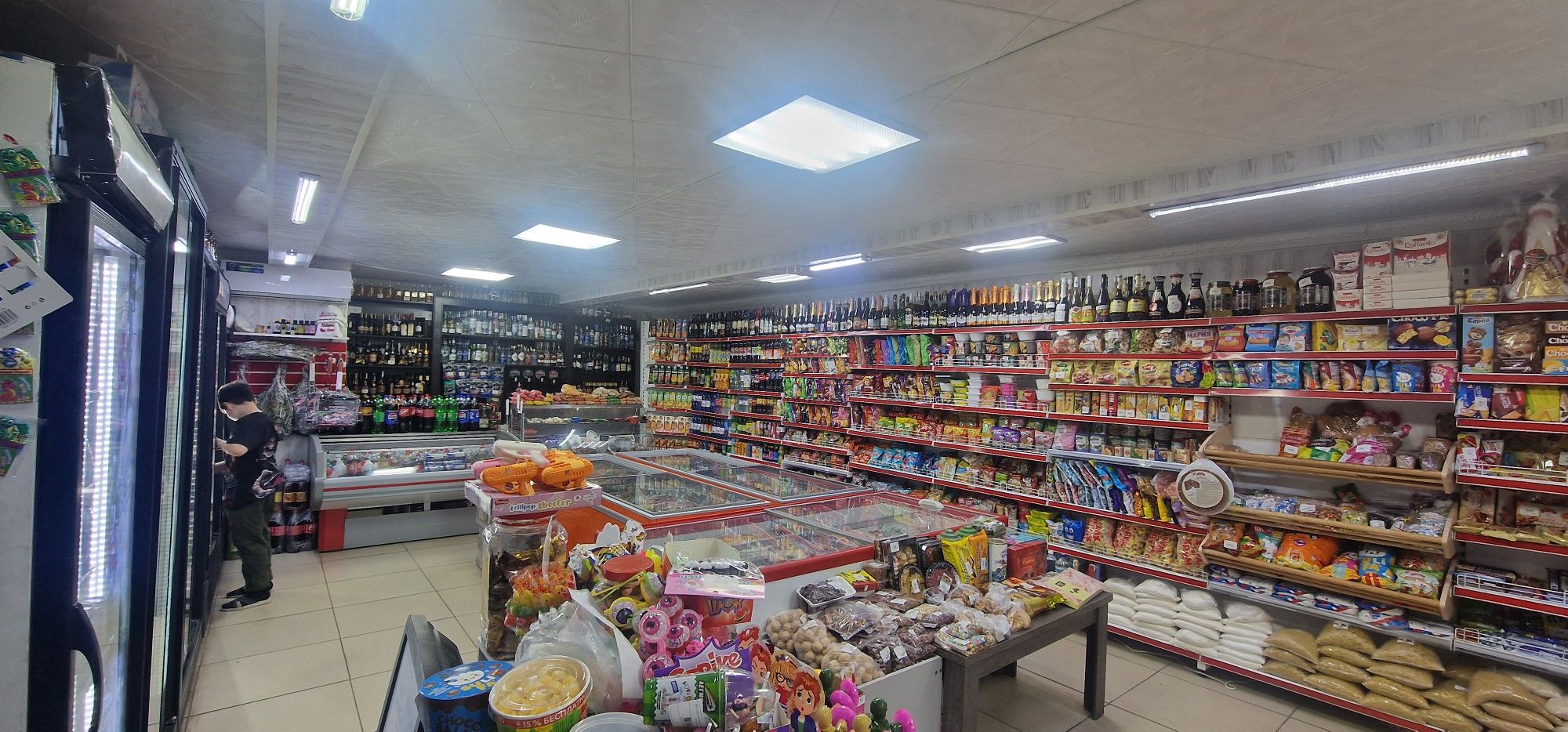 Продам магазин и шашлычку