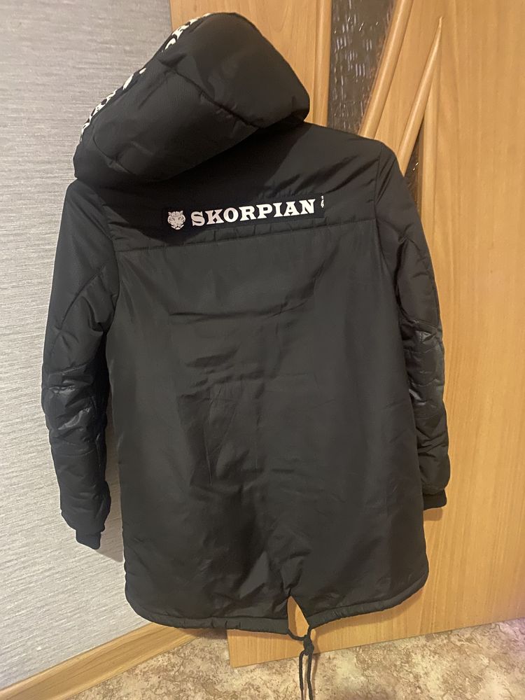 Продам подростковые куртки