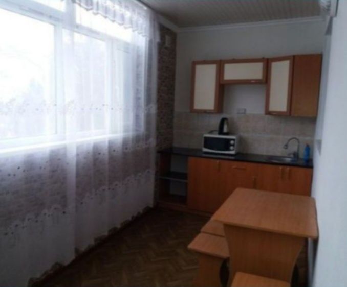 Сдам по суточно 3ёх комнатную квартиру в центре
