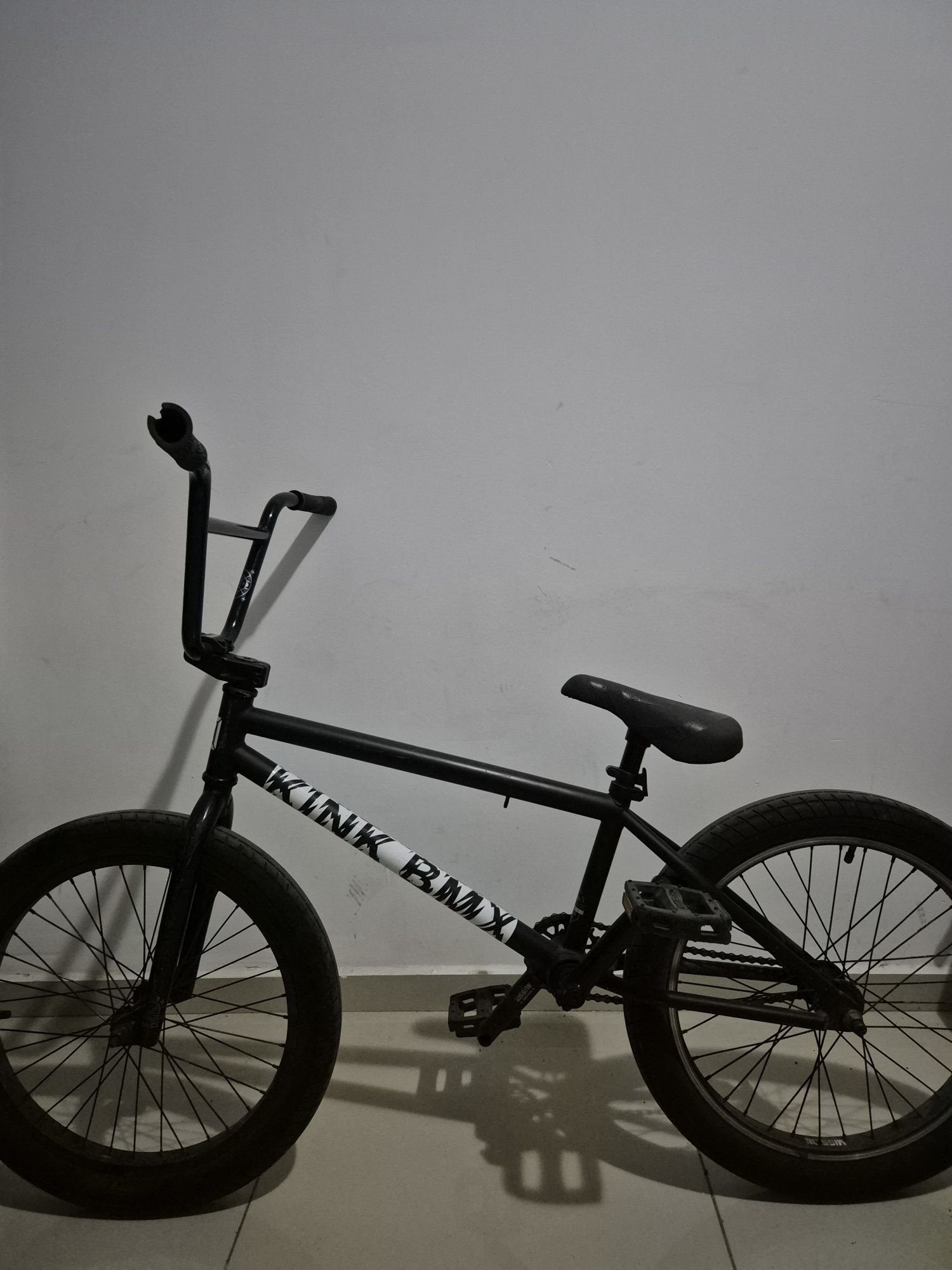 Продам bmx kink.