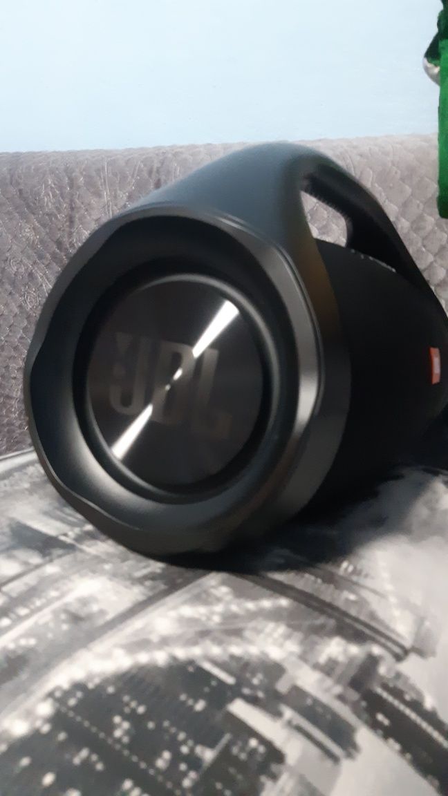 Портативная колонка JBL BOOMBOX
