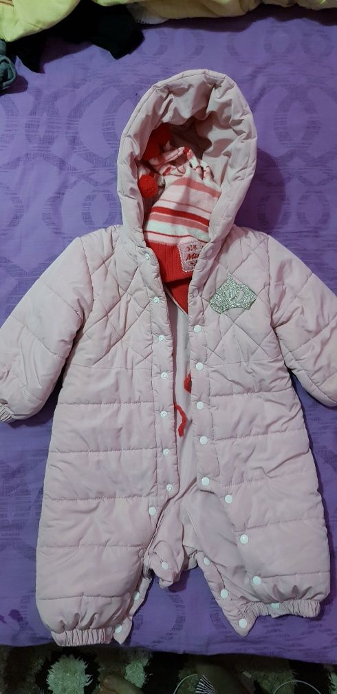 Продам детский комбенизон для весны и осени до годика