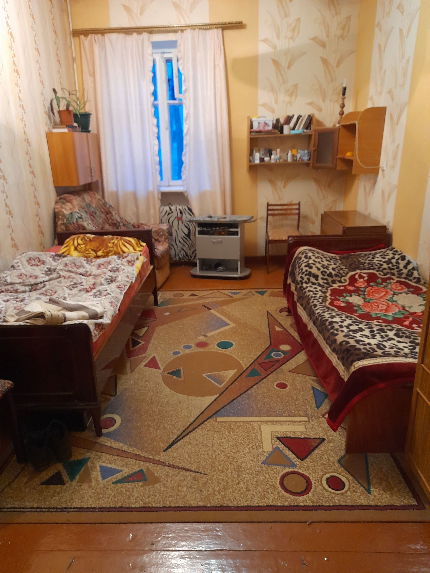Возьму на подселение девушку р-н старая Берёзка 30000 все включено