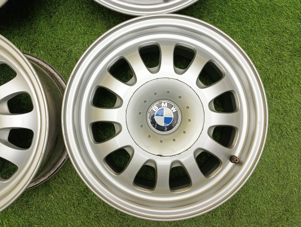 Диски R15 5×120 на BMW.