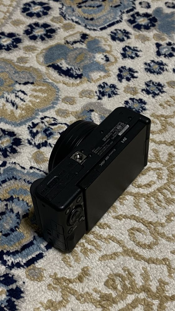 Видио камера SONY ZV - 1