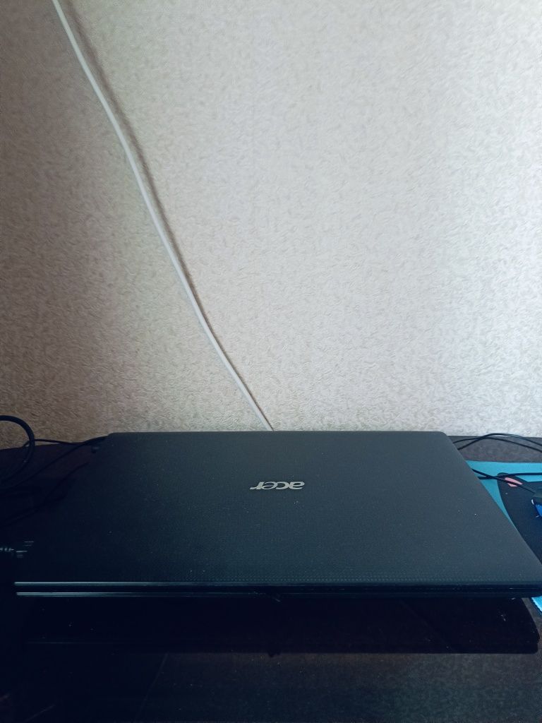 Ноутбук Acer 30000