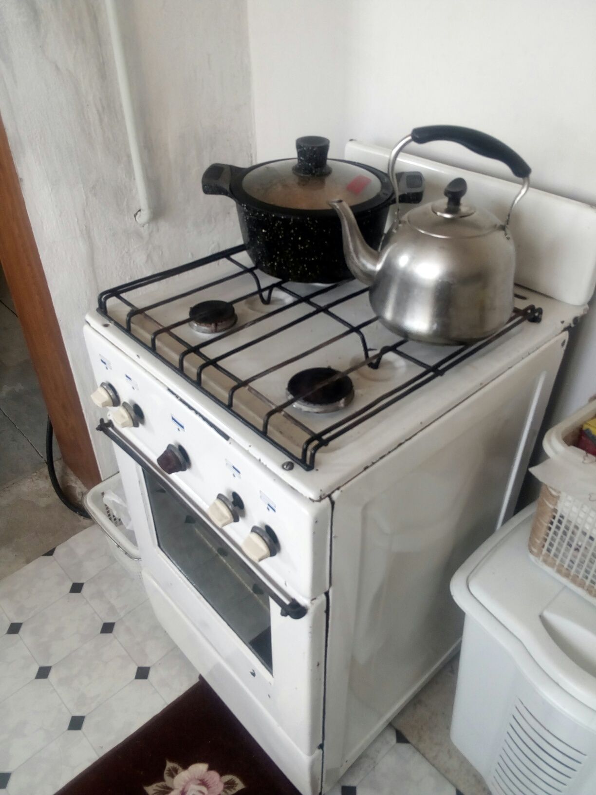 Плита Газовая с Духовкой .