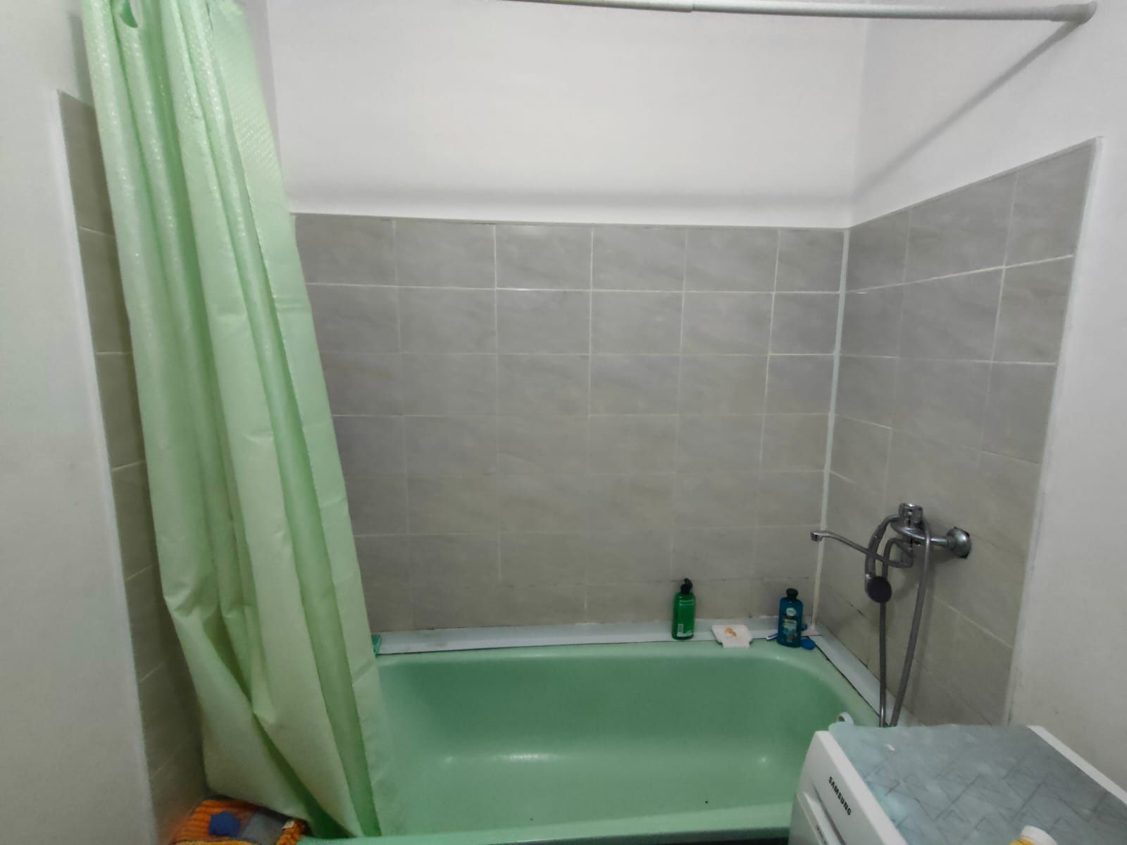 Продам 2 комнатную квартиру