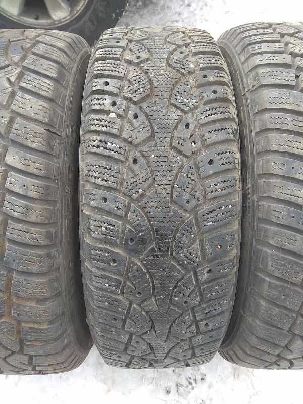 Шины 195/65 R15, зимние.