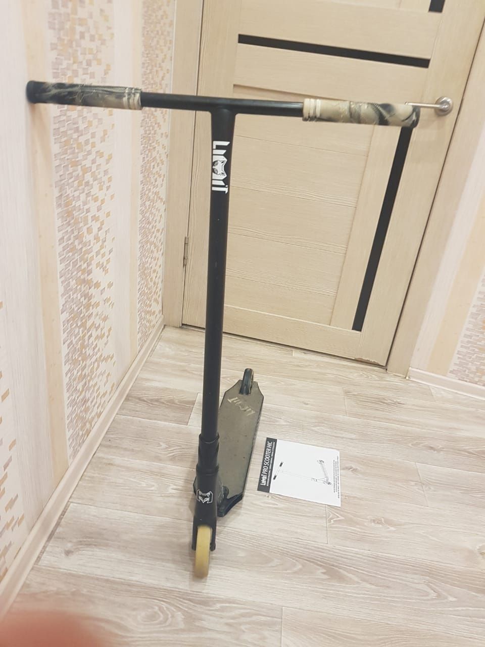 Продам трюковый самокат