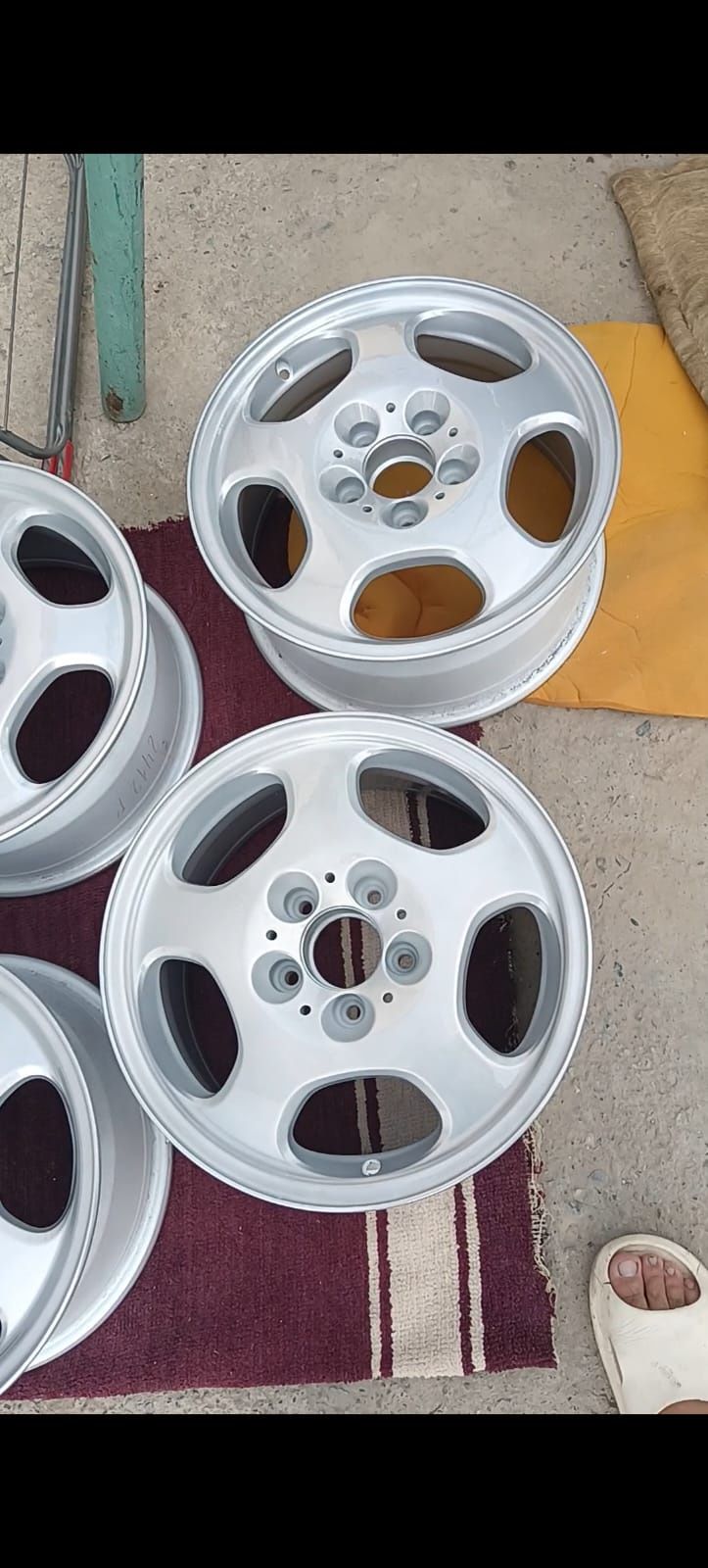 Продам диски R16