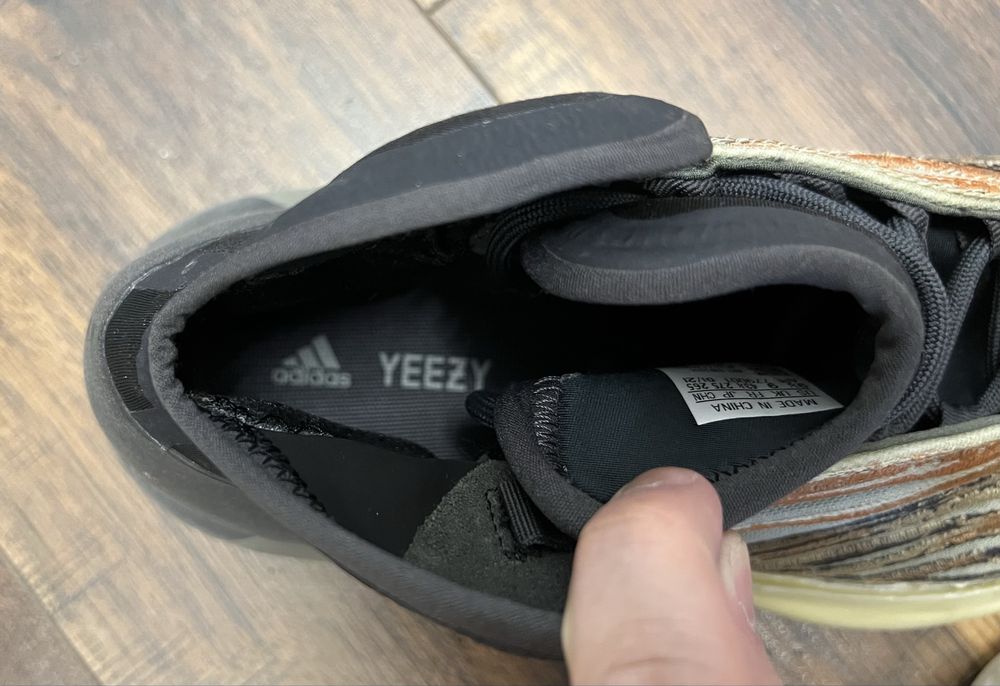 Продам Adidas YEEZY QNTM оригинал на boost технологиях