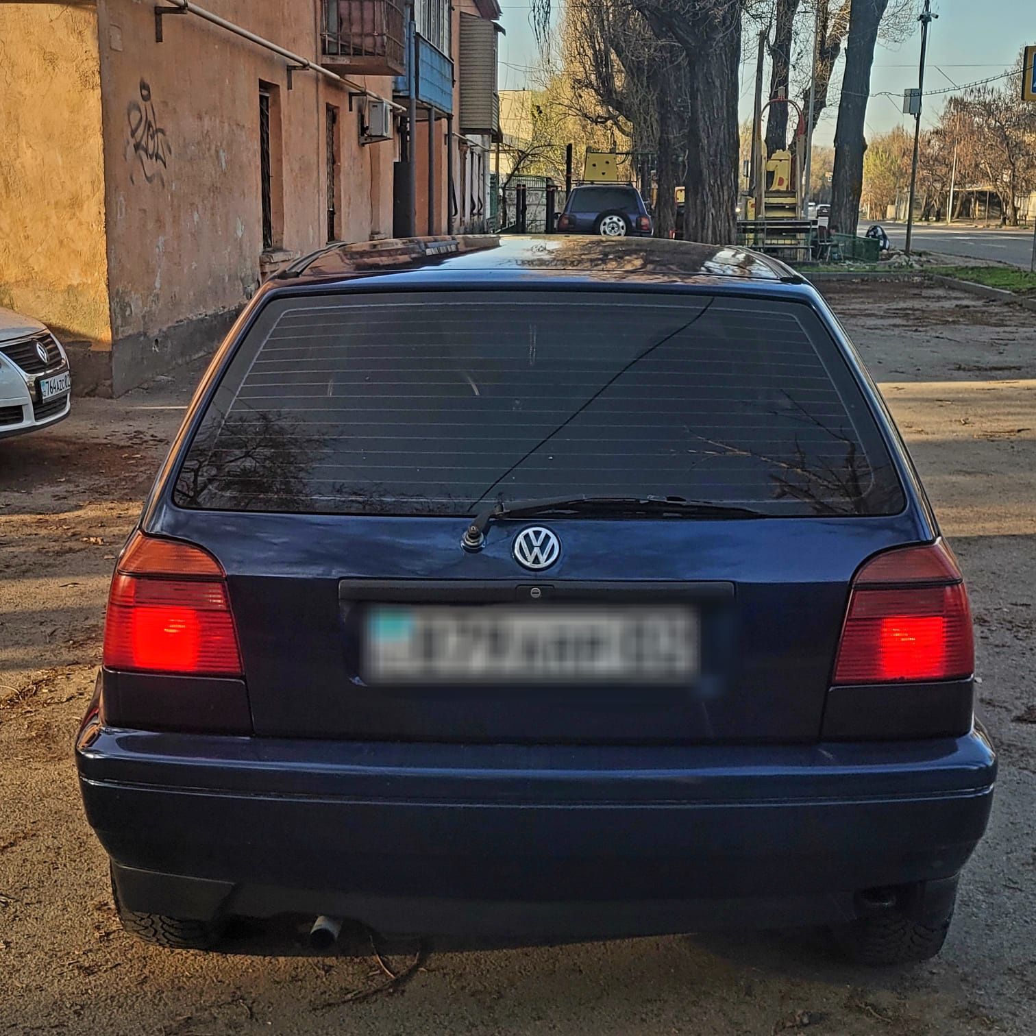 Гольф 1.8 автомат