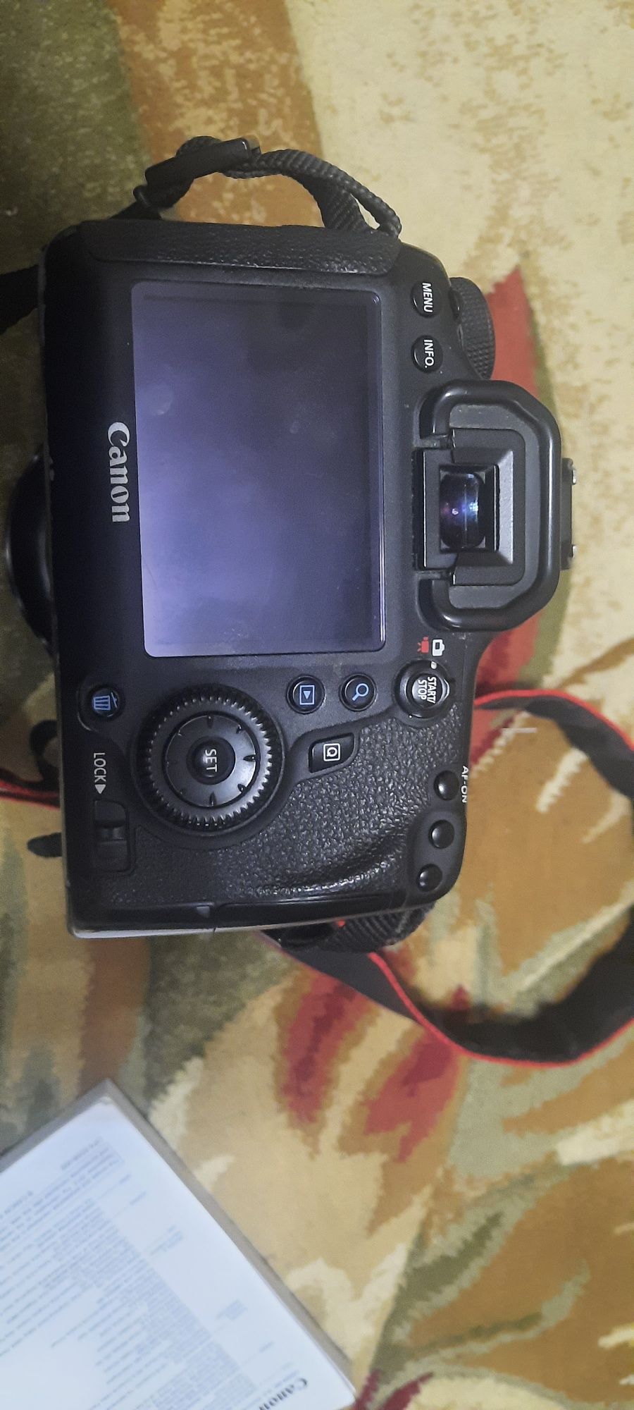 Продам фотоаппарат Canon 6D