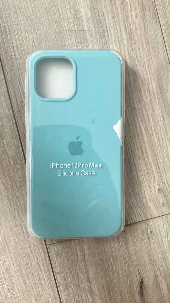 чехол бирюзовый на 12Pro Max,