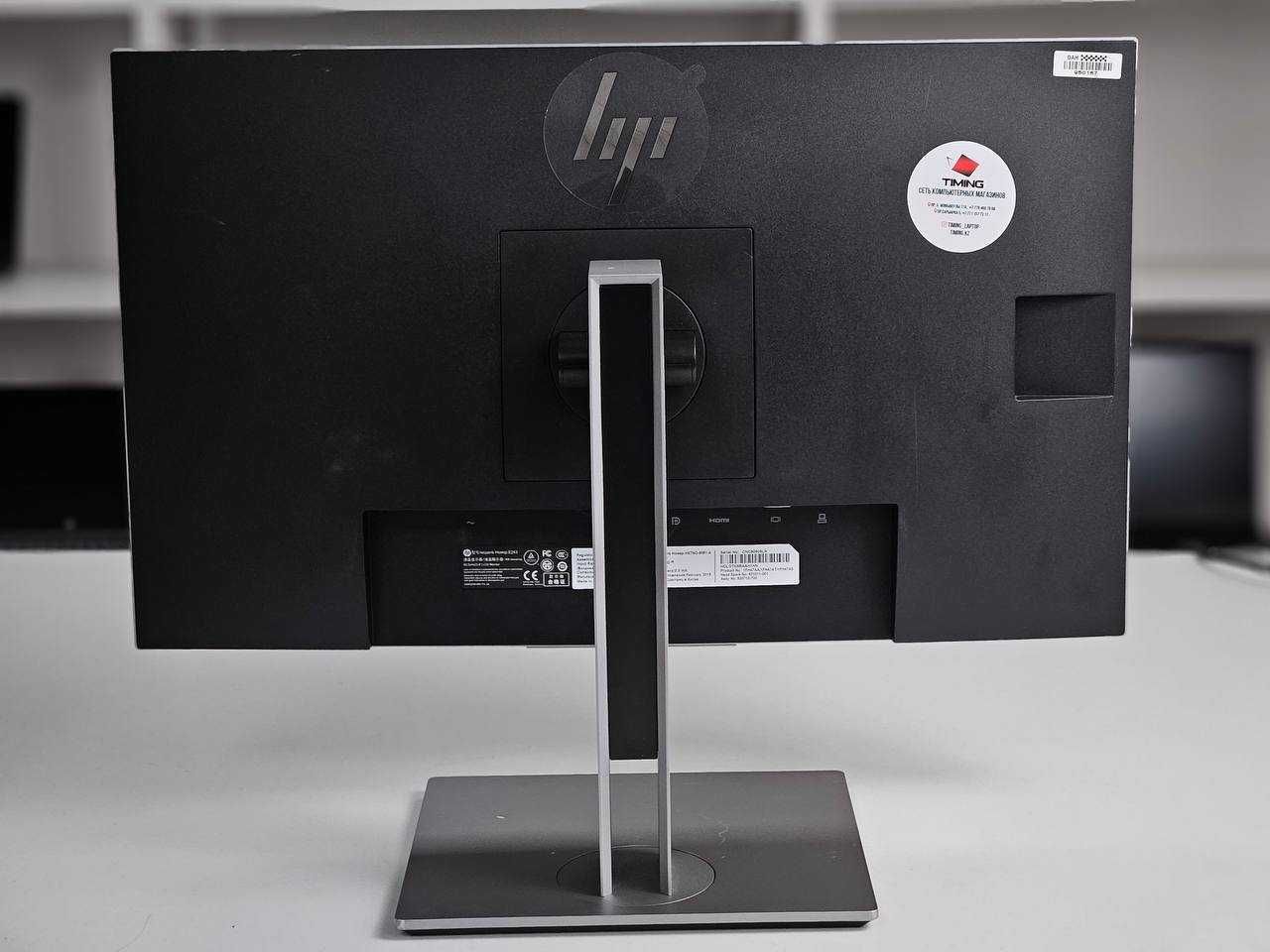 Отличные мониторы HP EliteDisplay E243 с 1920x1080 FullHD, IPS, 75Hz