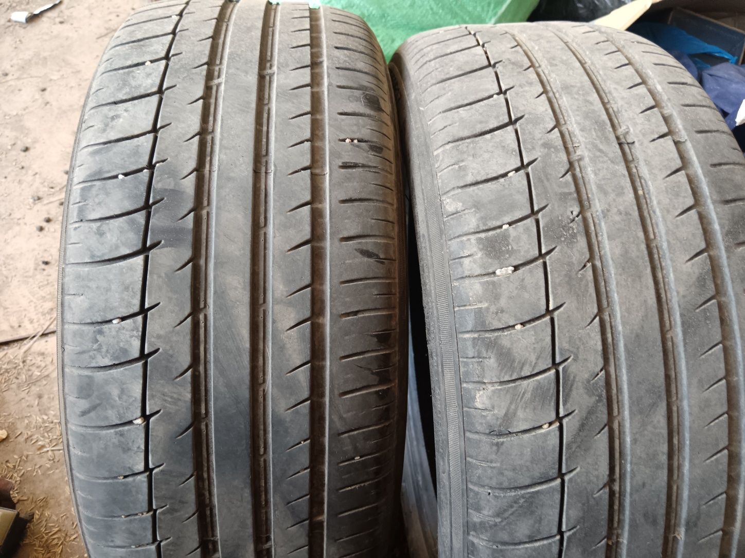 Продам резину R17 2шт.
