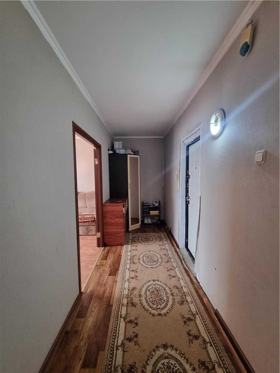 1 ком кв 42 кв м, Гульдер-1 ~