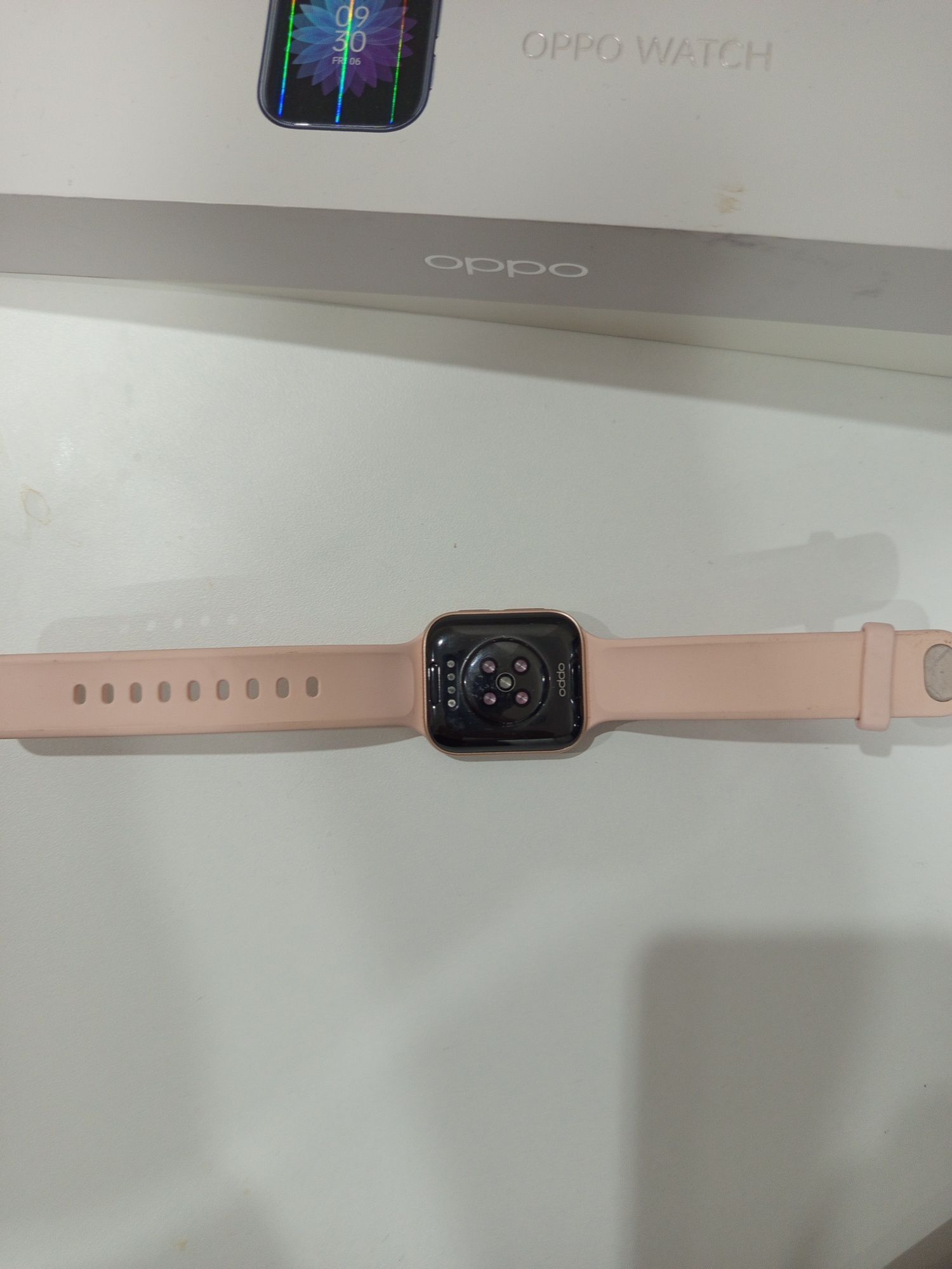 Смарт часы Oppo watch