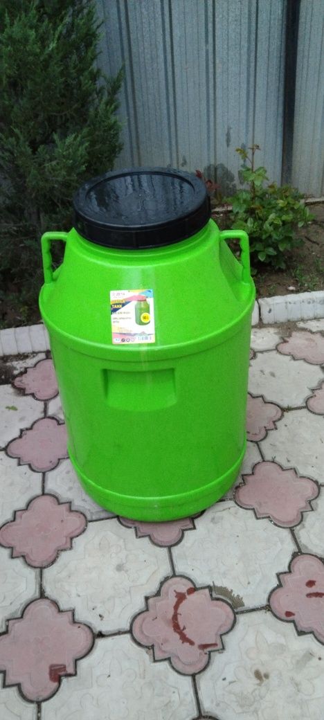 Продам бочок для воды