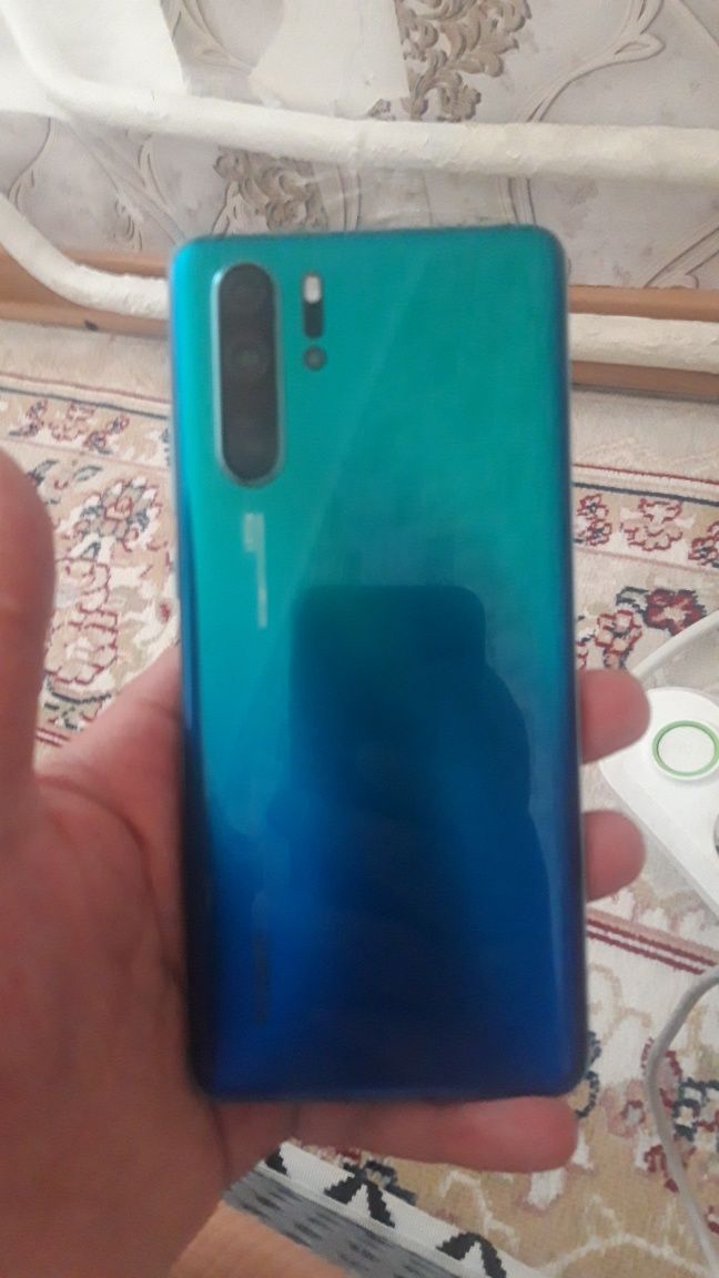 HUAWEI P30 Pro сатылады жағдайы жаксы