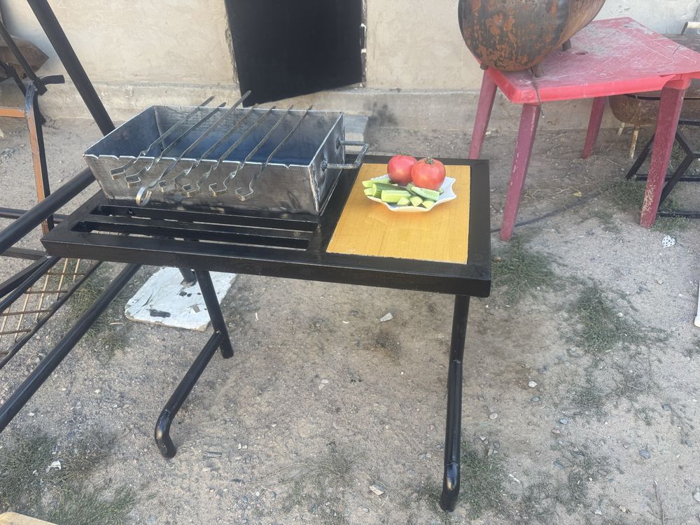 Продам мангальный стол