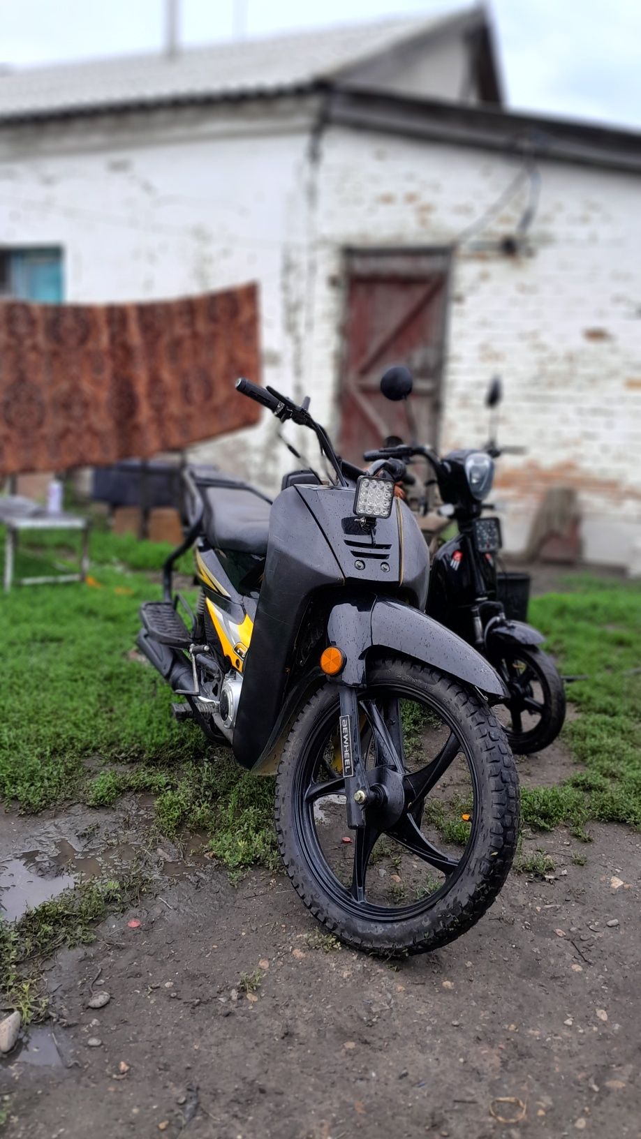 Продам мотоцикл спарк 125куб