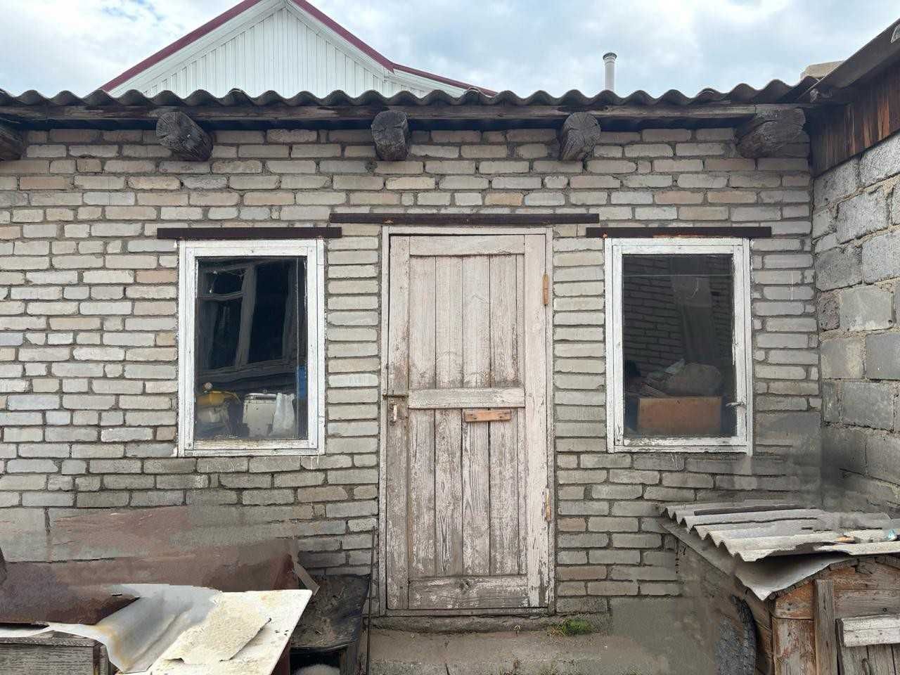 Продается отдельный 3х комнатный дом 2003 года