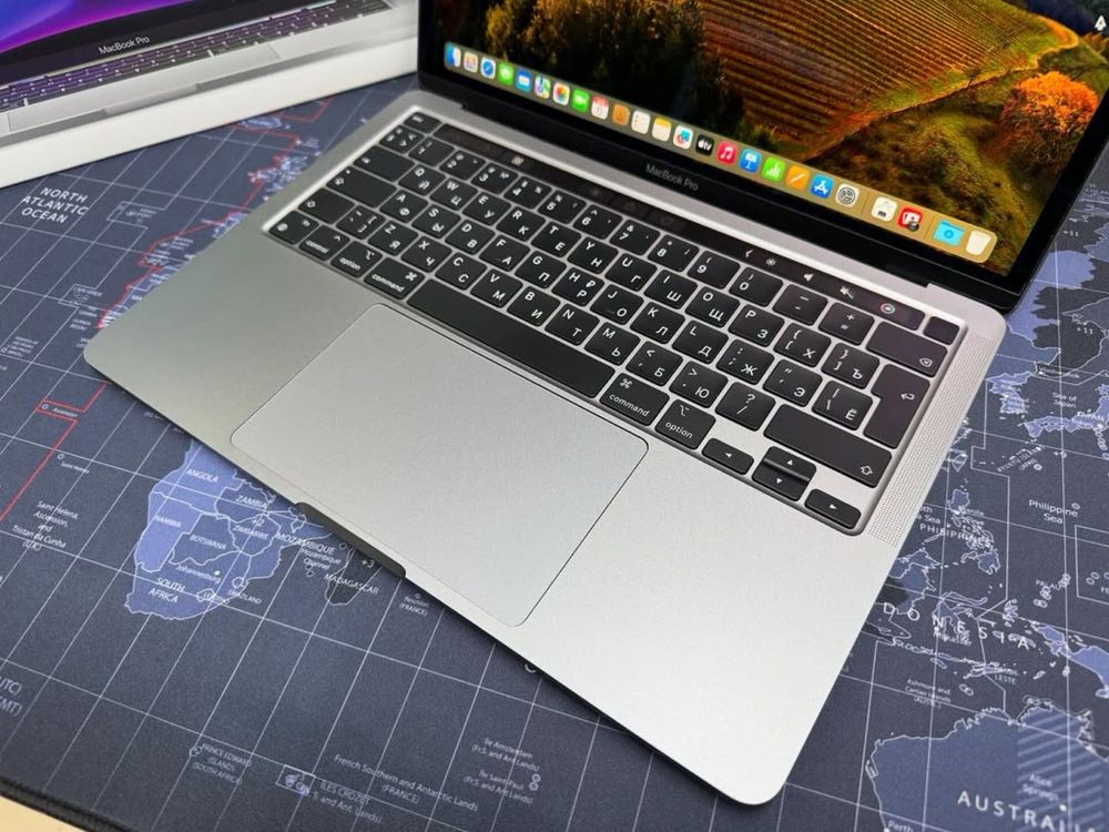 Apple MacBook pro 13 M2 Apple M2|8Gb|SSD256Gb|цикл 233 (90%)