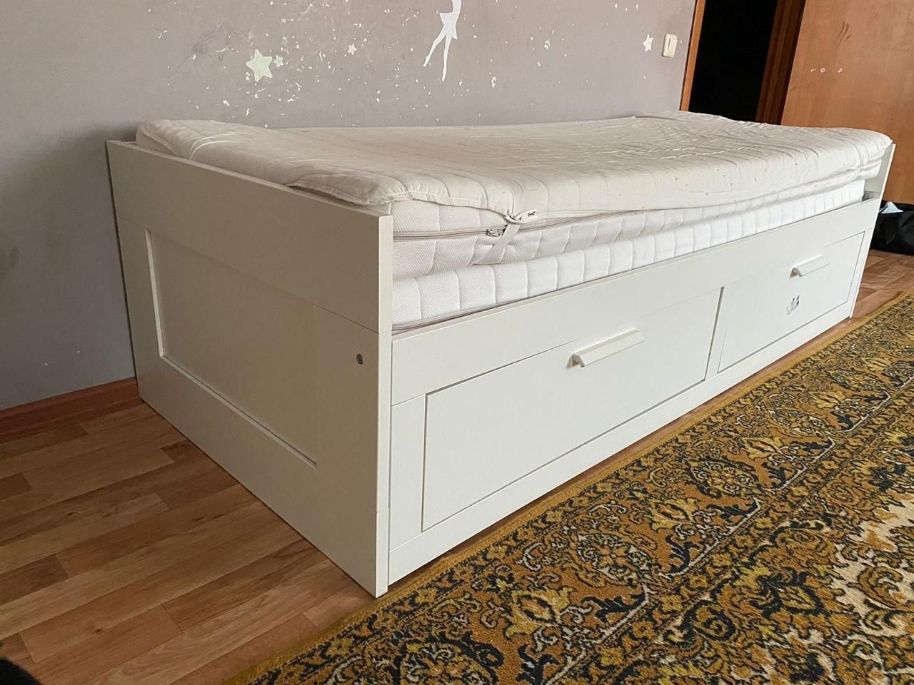 Продам кровать Икеа