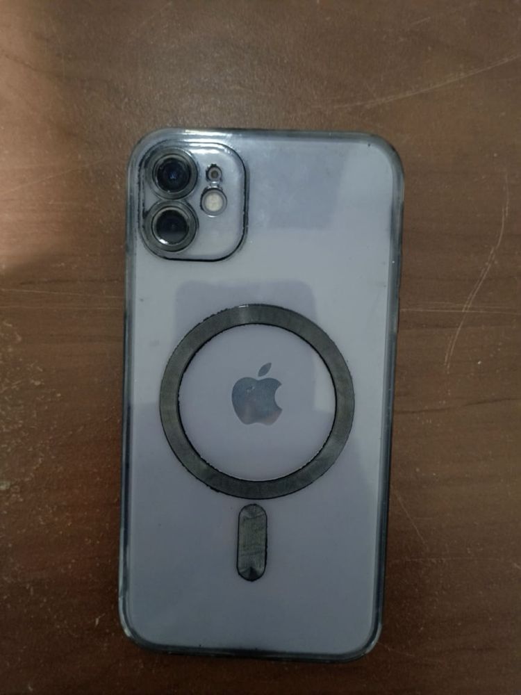 IPhone 11 128GB продам