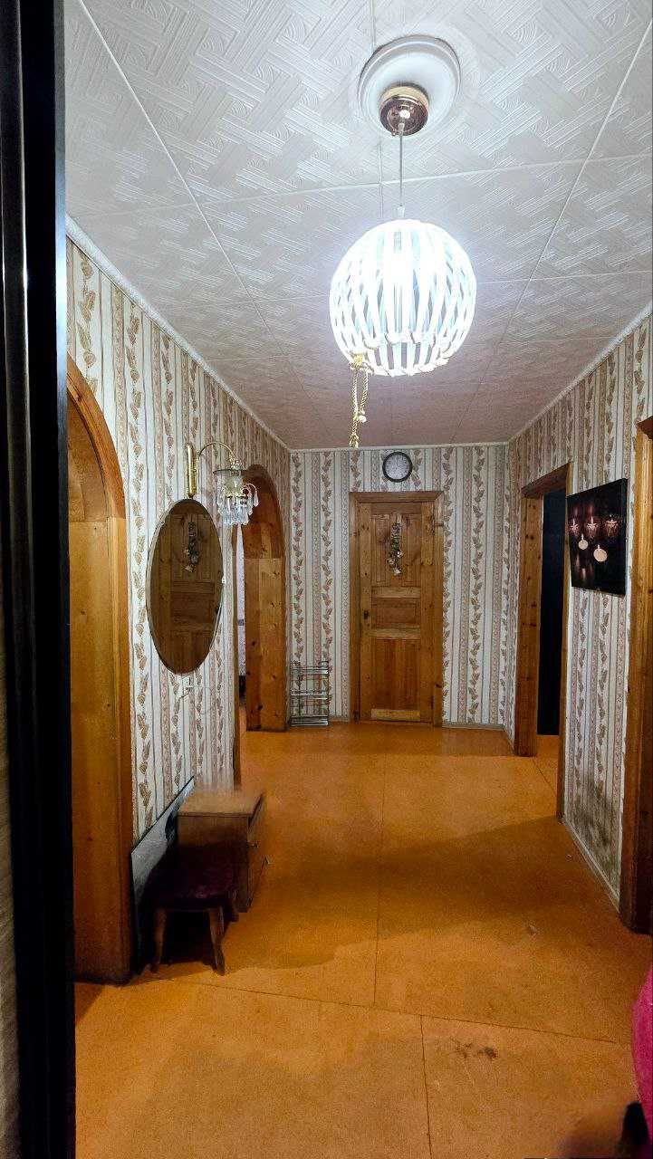 Продам 3х кварт.с двумя лоджиями на 68 квартале 1 линия 86 кв.м.
