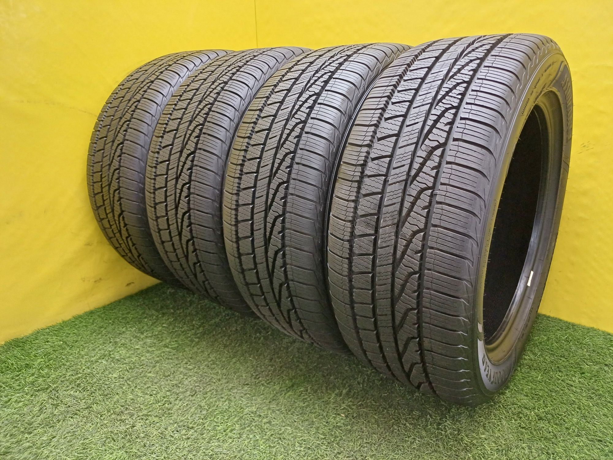 Шины 255. 50 R19 Goodyear комплект