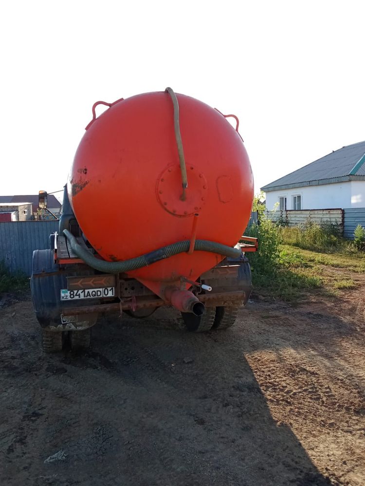 Продам ассенизатор зил