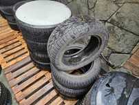 225/60/ R17  зима 4шт TOYO