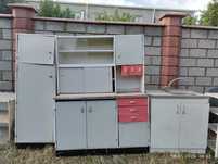 Продам кухонный гарнитур, раковина , и диван и 2 кресла б/у