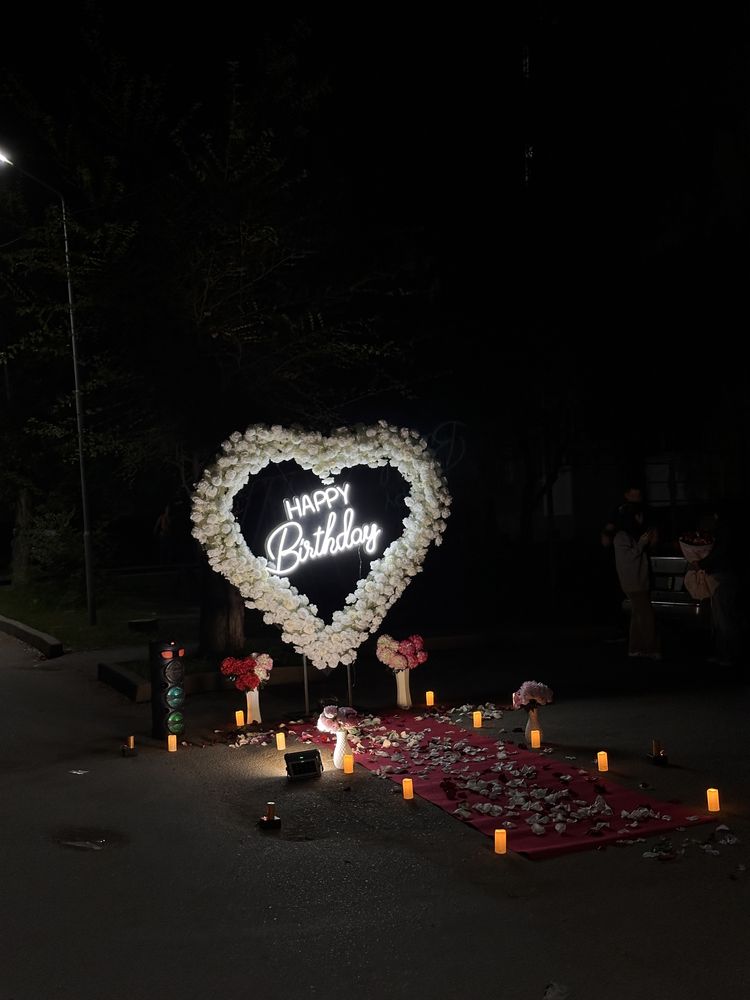 Оформление ко дню рождения (Happy birthday, marry me)