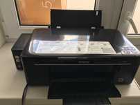 Продам цветной принтер EPSON (сканер, копия, цветная, чб распечатка)