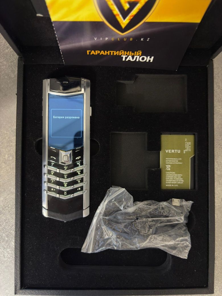 Продам Vertu Signature