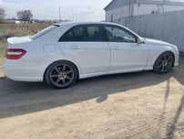 Продам машину E 200