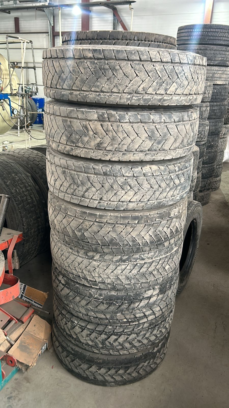 Автошины б/у 215/75/17.5