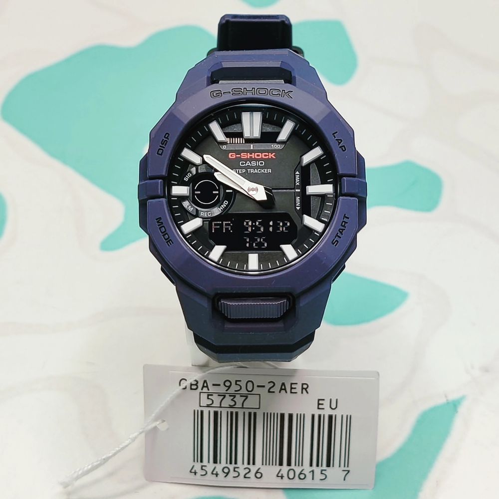 Наручнык часы Casio G-Shock GBA-950-2A блютус шагомер