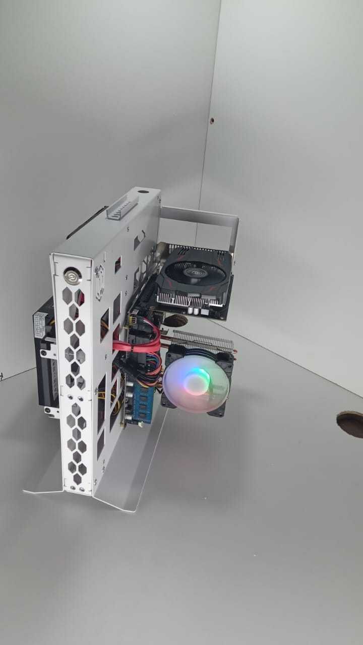 Продам игровой ПК в открытом корпусе core i5 2500 \RX550 4G