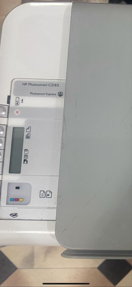Продам принтер цветной струйный HP Photosmart C3183 Photosmart Express