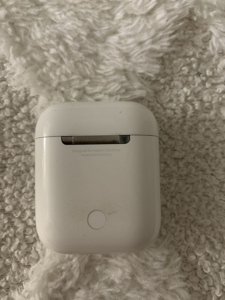 Airpods 1 версия