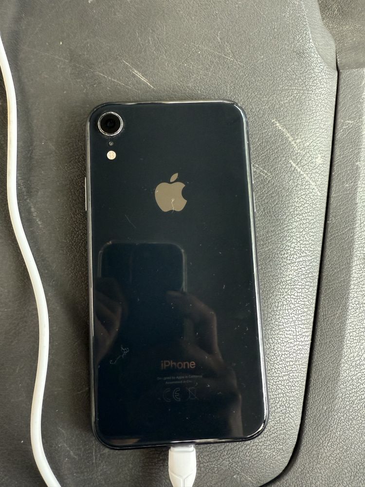Iphone xr 64 гб без царапина
